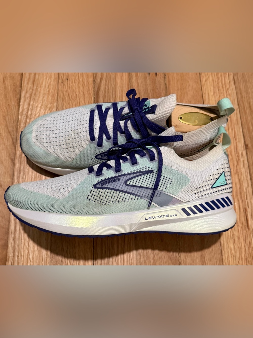 Brooks Levitate GTS Athletic Shoes in Mint Green and Purple